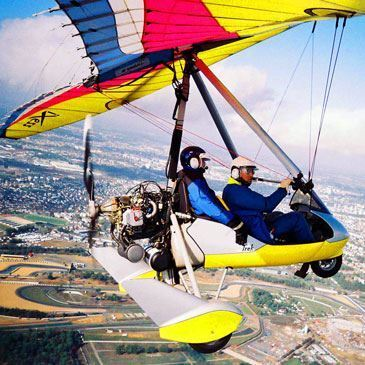 Baptême de l'air en ULM - Survol du Circuit du Mans Baptême de l'air en ULM - Survol du Circuit du Mans