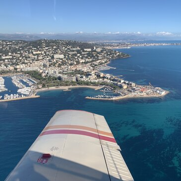 Stage initiation avion proche Aéroport de Cannes - Mandelieu Stage initiation avion proche Aéroport de Cannes - Mandelieu