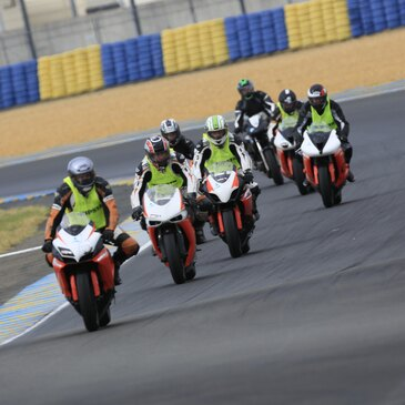 Stage de Pilotage Moto - Circuit Paul Ricard Piste GP Stage de Pilotage Moto - Circuit Paul Ricard Piste GP