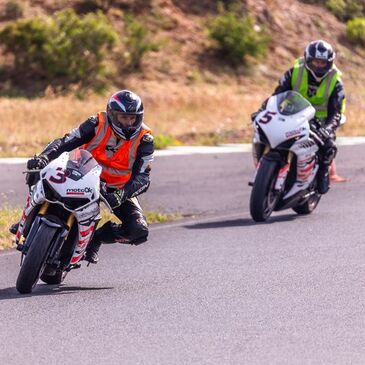 Réserver Stage de pilotage moto en PACA et Corse
