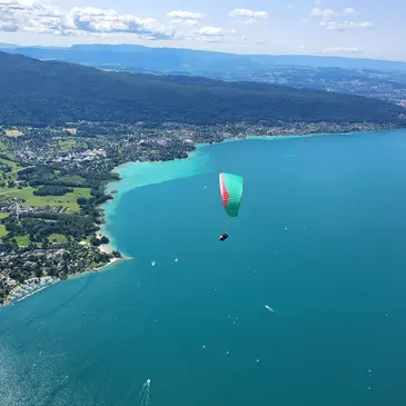 Baptême en Parapente - Survol du Lac d'Annecy