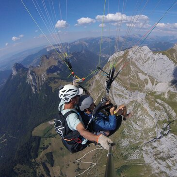 Baptême en parapente, département Haute savoie Baptême en parapente, département Haute savoie