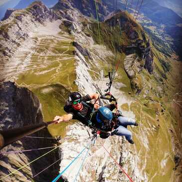 Baptême en parapente en région Rhône-Alpes Baptême en parapente en région Rhône-Alpes