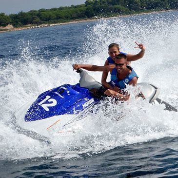 Randonnée en Jet-Ski à Villeneuve-Loubet Randonnée en Jet-Ski à Villeneuve-Loubet