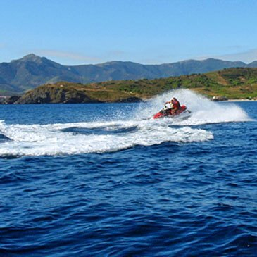 Jet ski Scooter des mers proche Saint-Cyprien Jet ski Scooter des mers proche Saint-Cyprien