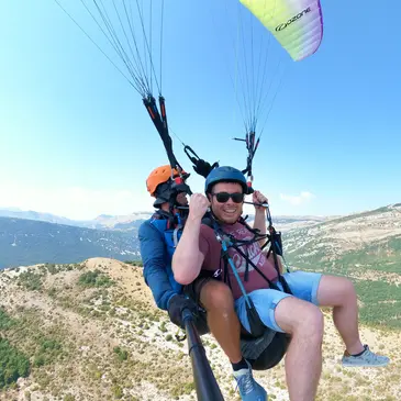 Baptême en Parapente à Grasse Baptême en Parapente à Grasse
