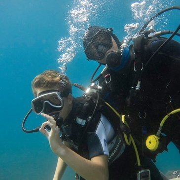 Baptême de Plongée à Saint-Raphaël Baptême de Plongée à Saint-Raphaël