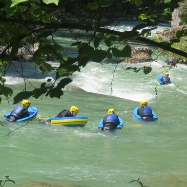 Nage en eaux vives, département Haute savoie Nage en eaux vives, département Haute savoie
