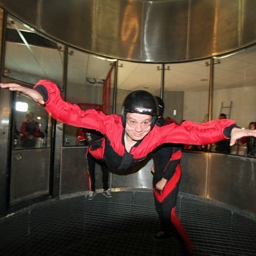 Aérodrome de Lézignan-Corbières, Aude (11) - Simulateur de Chute Libre Aérodrome de Lézignan-Corbières, Aude (11) - Simulateur de Chute Libre