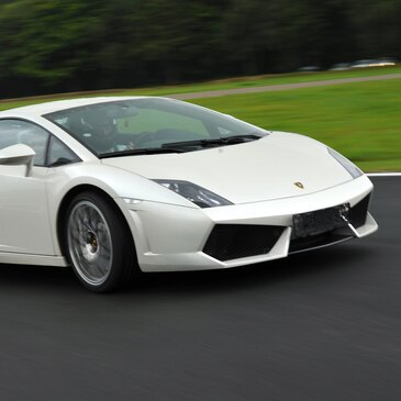 Stage de pilotage Lamborghini en région Auvergne