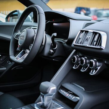 Stage de pilotage Audi R8 en région PACA et Corse Stage de pilotage Audi R8 en région PACA et Corse