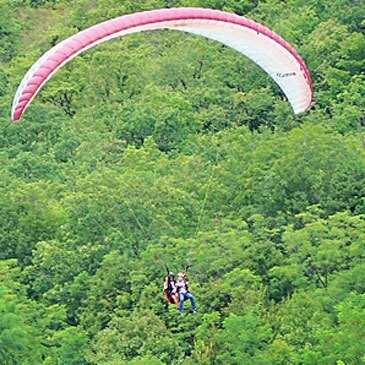Saint-Hilaire-du-Touvet, Isère (38) - Baptême en parapente Saint-Hilaire-du-Touvet, Isère (38) - Baptême en parapente