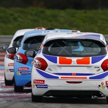 Circuit du Castellet - Driving Center, Var (83) - Stage de Pilotage Berline Sportive Circuit du Castellet - Driving Center, Var (83) - Stage de Pilotage Berline Sportive
