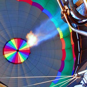 Baptême de l'air montgolfière proche Aérodrome de Fribourg-Ecuvillens Baptême de l'air montgolfière proche Aérodrome de Fribourg-Ecuvillens