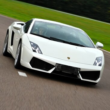 Stage en Lamborghini Gallardo LP560 - Circuit de Clastres Stage en Lamborghini Gallardo LP560 - Circuit de Clastres