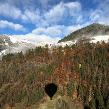 Vol en Montgolfière entre les Lacs Léman et Neuchâtel en Suisse en région Suisse Vol en Montgolfière entre les Lacs Léman et Neuchâtel en Suisse en région Suisse
