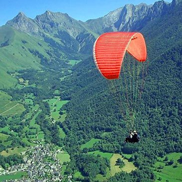 Baptême en parapente, département Pyrénées atlantiques Baptême en parapente, département Pyrénées atlantiques