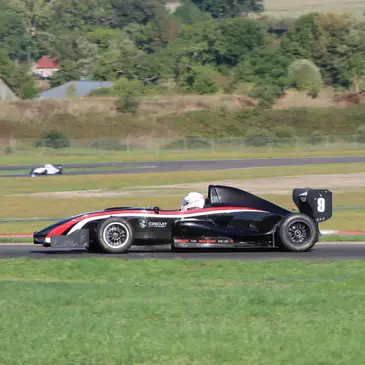 Stage en Formule Renault et Baptême F1 - Circuit de Magny-Cours Stage en Formule Renault et Baptême F1 - Circuit de Magny-Cours