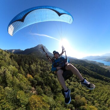 Baptême en parapente, département Hautes Alpes Baptême en parapente, département Hautes Alpes