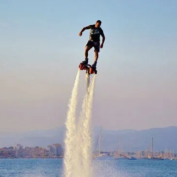 Presqu&#39;île de Giens à Hyères, Var (83) - Flyboard