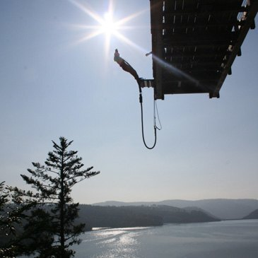 Saut à l'élastique en région Lorraine Saut à l'élastique en région Lorraine