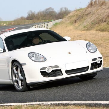 Réserver Stage de Pilotage Multi Sportives en Aquitaine Réserver Stage de Pilotage Multi Sportives en Aquitaine