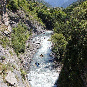 Descente en Hydrospeed sur le Drac à Gap en région PACA et Corse Descente en Hydrospeed sur le Drac à Gap en région PACA et Corse