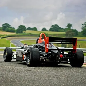 Stage de Pilotage Monoplace proche Circuit de Pau-Arnos