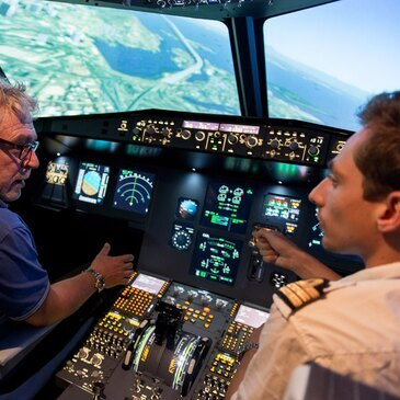 Simulateur de Vol en Avion de Ligne à Lyon Simulateur de Vol en Avion de Ligne à Lyon