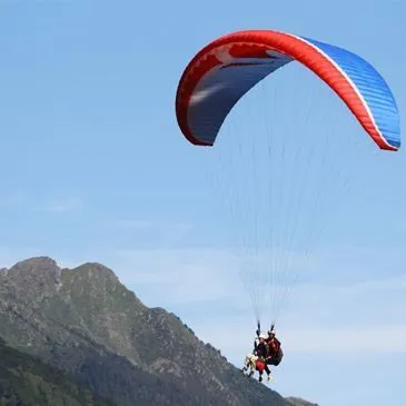 Baptême de l&#39;air en Parapente au Col du Tourmalet