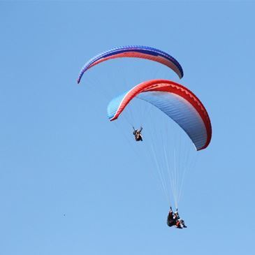 Baptême de l'air en Parapente à Luz-Ardiden Baptême de l'air en Parapente à Luz-Ardiden