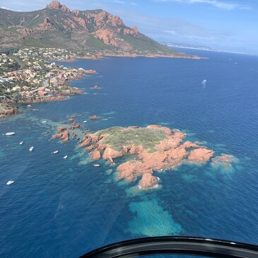 Pilotage d&#39;Hélicoptère près de Fréjus en région PACA et Corse