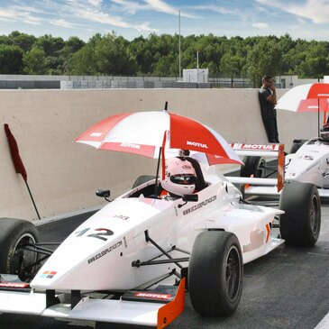 Stage de Pilotage Monoplace en région PACA et Corse Stage de Pilotage Monoplace en région PACA et Corse