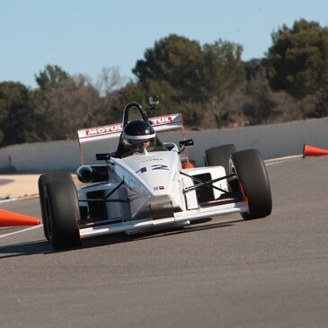 Stage de Pilotage Formule 3 sur le Circuit du Castellet en région PACA et Corse Stage de Pilotage Formule 3 sur le Circuit du Castellet en région PACA et Corse