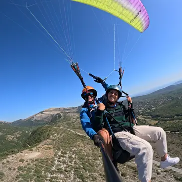 Baptême en Parapente à Grasse - Survol des Préalpes en région PACA et Corse Baptême en Parapente à Grasse - Survol des Préalpes en région PACA et Corse
