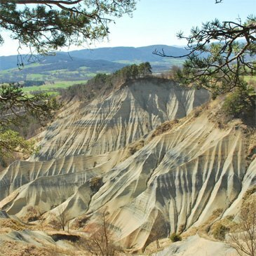Randonnée en Quad au Puy-en-Velay en région Auvergne Randonnée en Quad au Puy-en-Velay en région Auvergne
