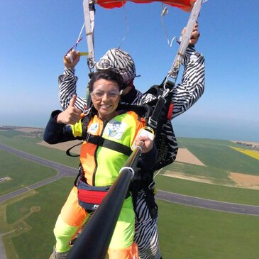 Saut en parachute proche Aéroport du Havre-Octeville Saut en parachute proche Aéroport du Havre-Octeville