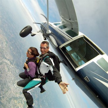 Saut en parachute en région Nord-Pas-de-Calais Saut en parachute en région Nord-Pas-de-Calais