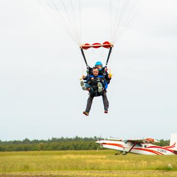 Offrir Saut en parachute département Landes