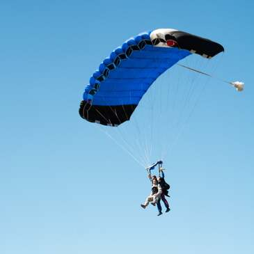 Réserver Saut en parachute en Aquitaine Réserver Saut en parachute en Aquitaine