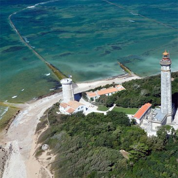 Initiation au Pilotage d'Avion à l'Île de Ré près de La Rochelle