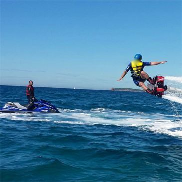Initiation au Flyboard à Saint-Cyr-sur-Mer Initiation au Flyboard à Saint-Cyr-sur-Mer