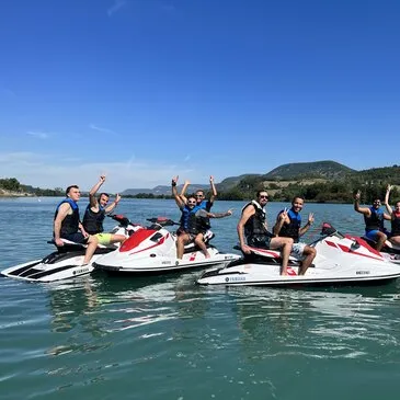 Jet ski Scooter des mers proche Montalieu, à 30 min de Bourgoin-Jallieu