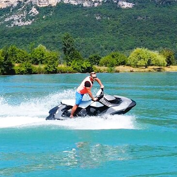 Randonnée en Jet Ski près de Lyon Randonnée en Jet Ski près de Lyon