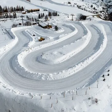 Pilotage de Buggy sur Glace - Circuit de l&#39;Alpe d&#39;Huez en région Rhône-Alpes