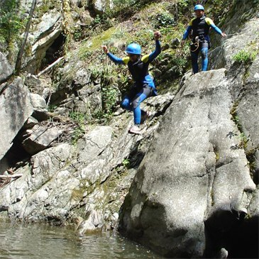 Canyoning, département Pyrénées orientales Canyoning, département Pyrénées orientales