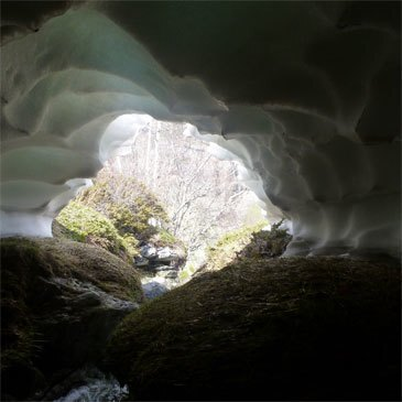 Laruns, à 50 min de Pau, Pyrénées atlantiques (64) - Canyoning Laruns, à 50 min de Pau, Pyrénées atlantiques (64) - Canyoning