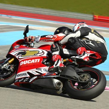 Baptême Sensation en Aprilia - Driving Center au Castellet Baptême Sensation en Aprilia - Driving Center au Castellet