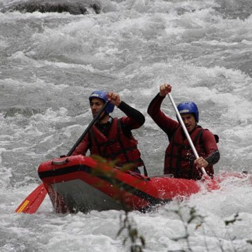 Descente Sportive en Canoë Raft sur l'Isère à Aime Descente Sportive en Canoë Raft sur l'Isère à Aime