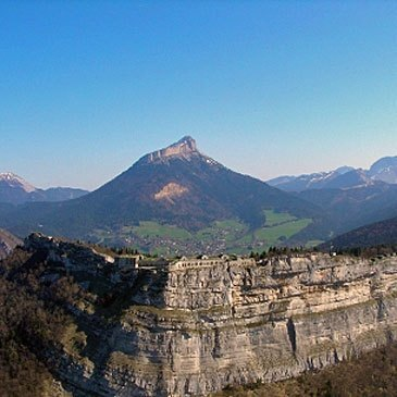 Baptême en ULM Multiaxe à Grenoble en région Rhône-Alpes Baptême en ULM Multiaxe à Grenoble en région Rhône-Alpes